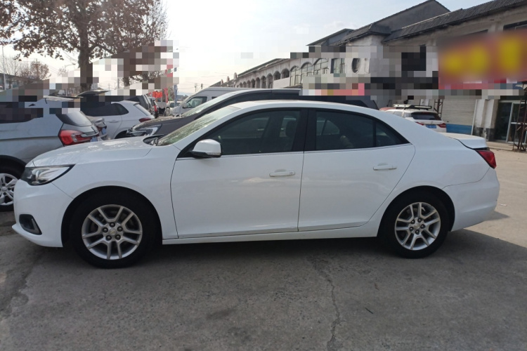 雪佛兰 迈锐宝 2016款 1.6T 自动舒适版车身外观4