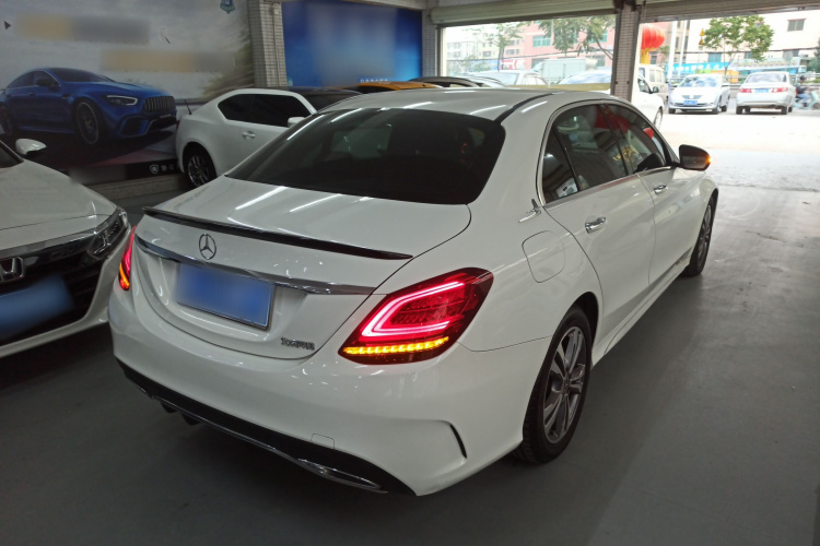 奔驰C级 2021款 C 200 L 动感型运动版车身外观7