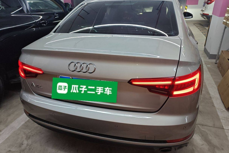 奥迪A4L 2017款 Plus 40 TFSI 运动型车身外观6004