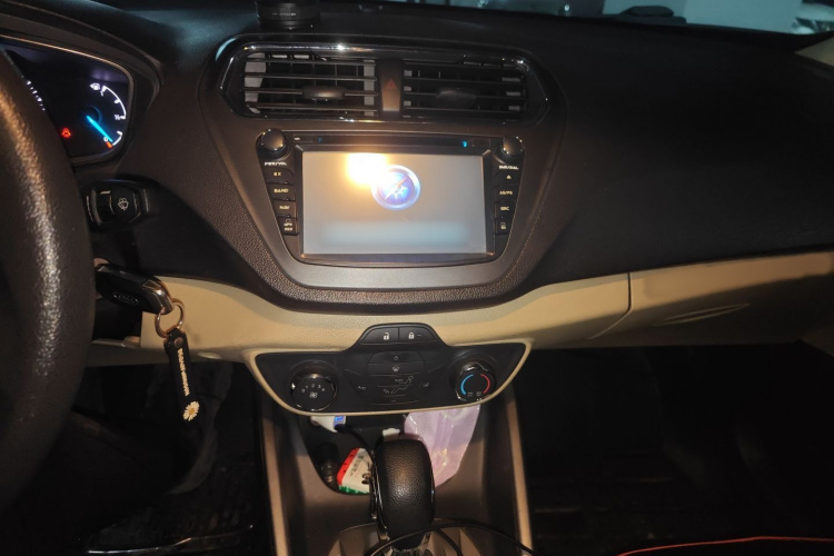 福特 福睿斯 2015款 1.5L 自动舒适型局部细节16