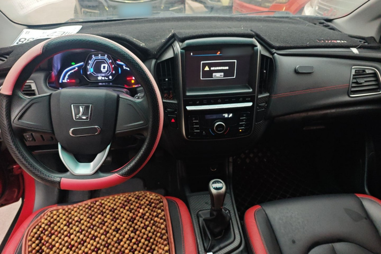 纳智捷 U5 SUV 2017款 1.6L 手动骑士版中控内饰12