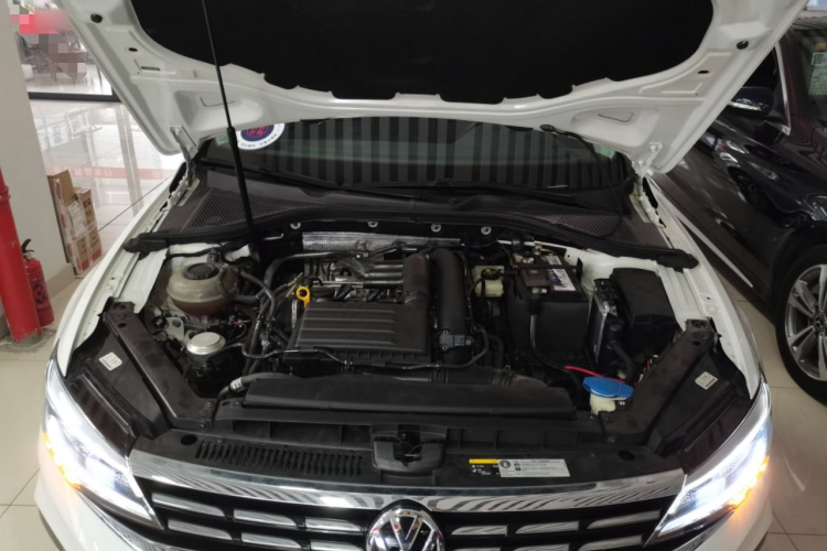 大众 凌渡 2021款 280TSI DSG舒适版机舱底盘24