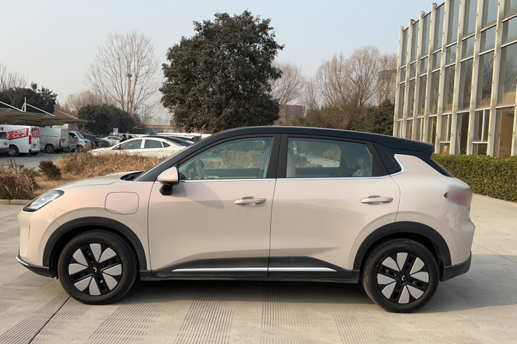 五菱汽车 缤果S 2025款 325km 尊享款车身外观6008