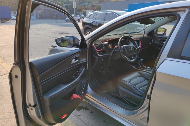 广汽传祺 传祺GA4 2018款 200T 自动尊享版中控内饰20