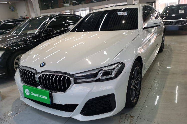 宝马5系 2021款 525Li M运动套装车身外观2