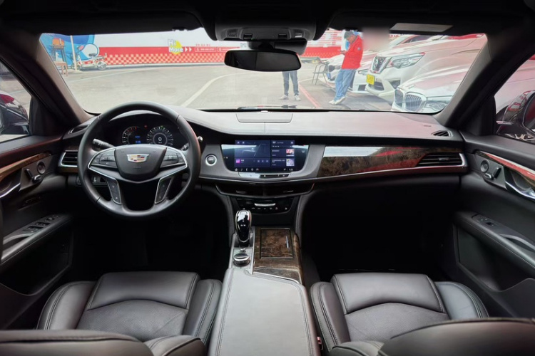 凯迪拉克CT6 2022款 28T 豪华型中控内饰7004