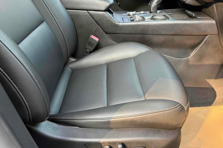 凯迪拉克XT4 2018款 28T 两驱领先型局部细节41