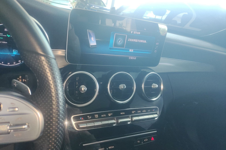 奔驰C级 2020款 C 260 运动版局部细节16