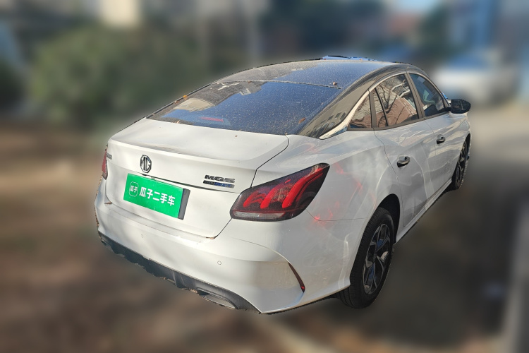 名爵 MG5 2023款 180DVVT 手动风尚版车身外观7