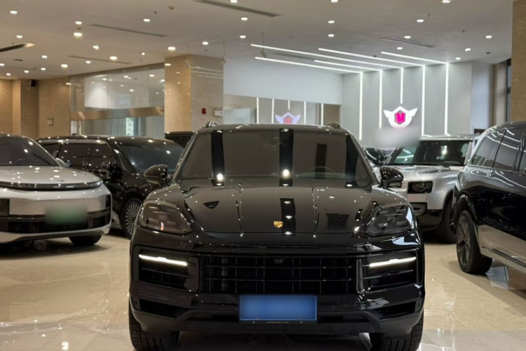 保时捷 2025款 Cayenne 3.0T车身外观6001