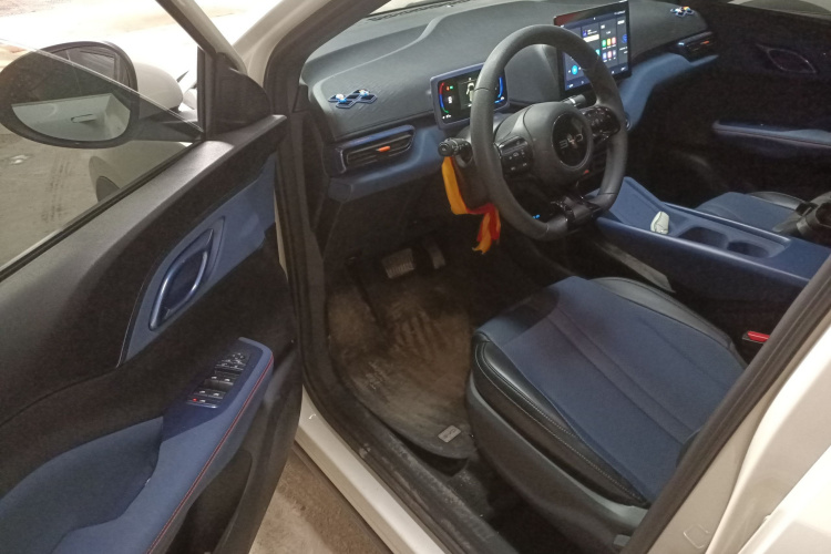 比亚迪 海鸥 2025款 305km 活力版中控内饰20