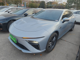 哪吒汽车 哪吒S猎装 2024款 增程300 标准版