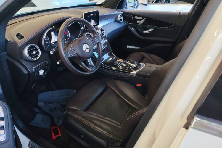 奔驰GLC 2019款 GLC 260 L 4MATIC 动感型局部细节19