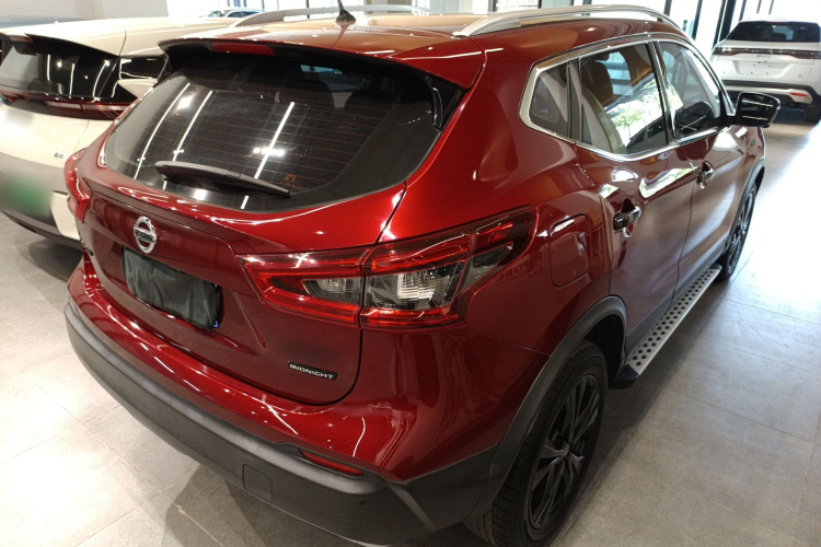 日产 逍客 2021款 2.0L CVT豪华版车身外观7