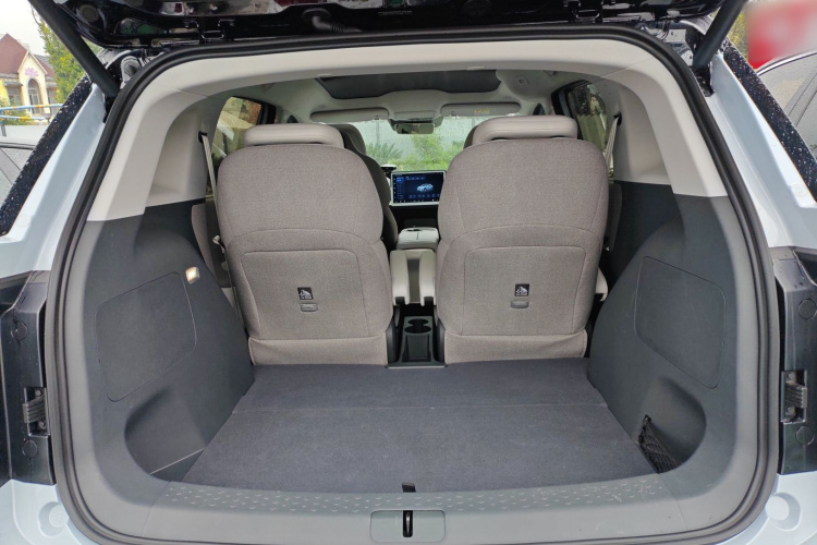 ARCFOX极狐 极狐考拉 2023款 家庭版Pro机舱底盘23