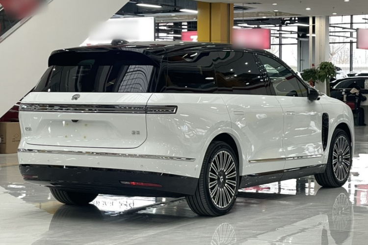 蔚来ES8 2026款 六座行政豪华版车身外观6005