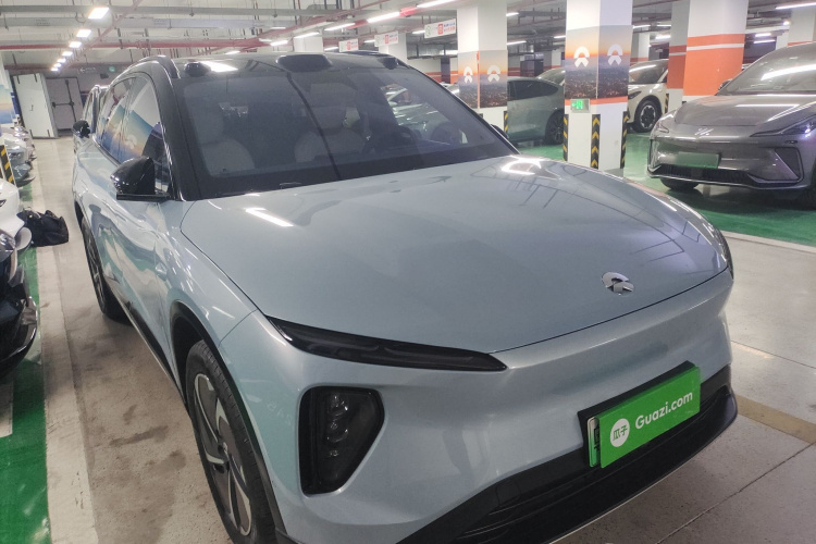 蔚来ES6 2024款 75kWh车身外观3