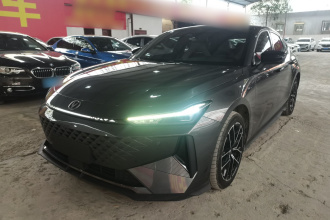 长安UNI-V 智电iDD 2024款 蓝鲸智电iDD 136km 智尊型