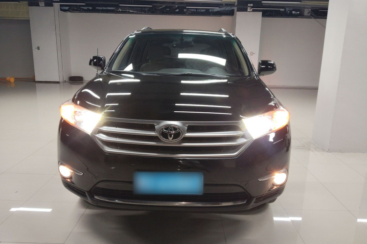 丰田 汉兰达 2012款 2.7L 两驱5座精英版车身外观2