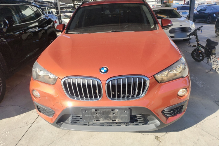 宝马X1 2018款 sDrive18Li 时尚型车身外观2