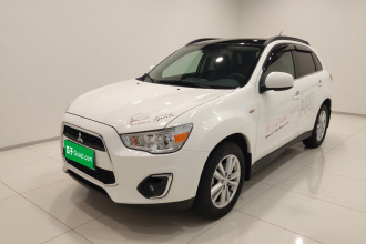 三菱 劲炫ASX 2013款 2.0L CVT四驱尊贵版