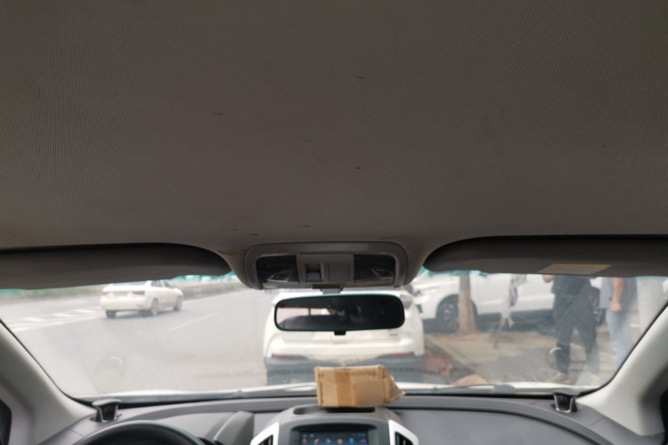 纳智捷 优6 SUV 2016款 1.8T 风尚超值型局部细节22