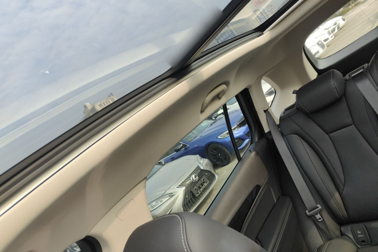 别克 2023款 昂科威Plus 652T 五座豪华型中控内饰22