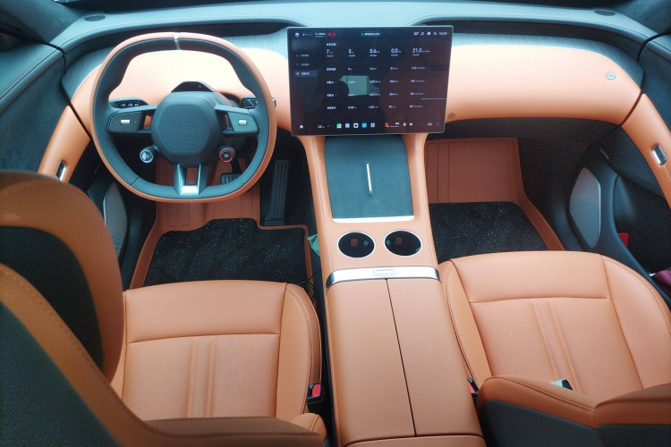 小米汽车 小米YU7 2025款 超长续航高性能四驱Max版中控内饰12