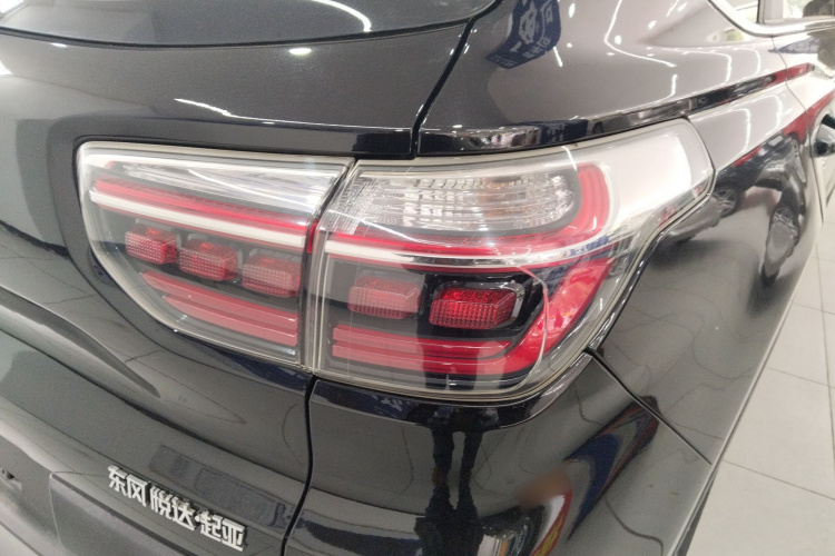 起亚 智跑 2018款 2.0L 自动智享豪华版 国V车身外观9