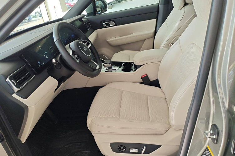 理想汽车 理想ONE 2021款 增程6座版局部细节19