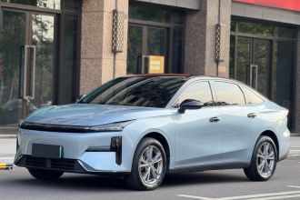 吉利银河 银河L6 2025款 EM-i 140km 远航版