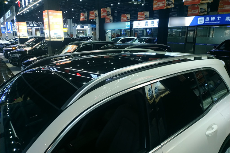 奔驰GLB 2022款 改款二 GLB 200 时尚型局部细节57