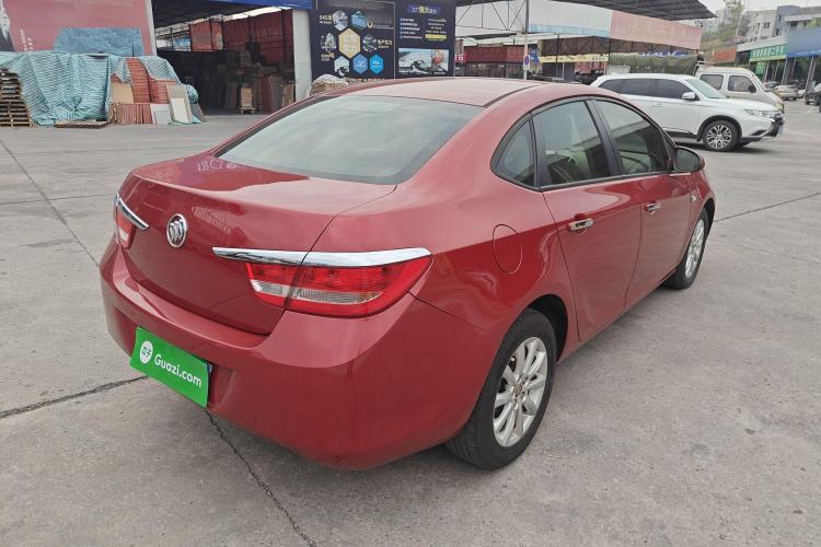 别克 英朗 2013款 GT 1.6L 自动时尚版车身外观7