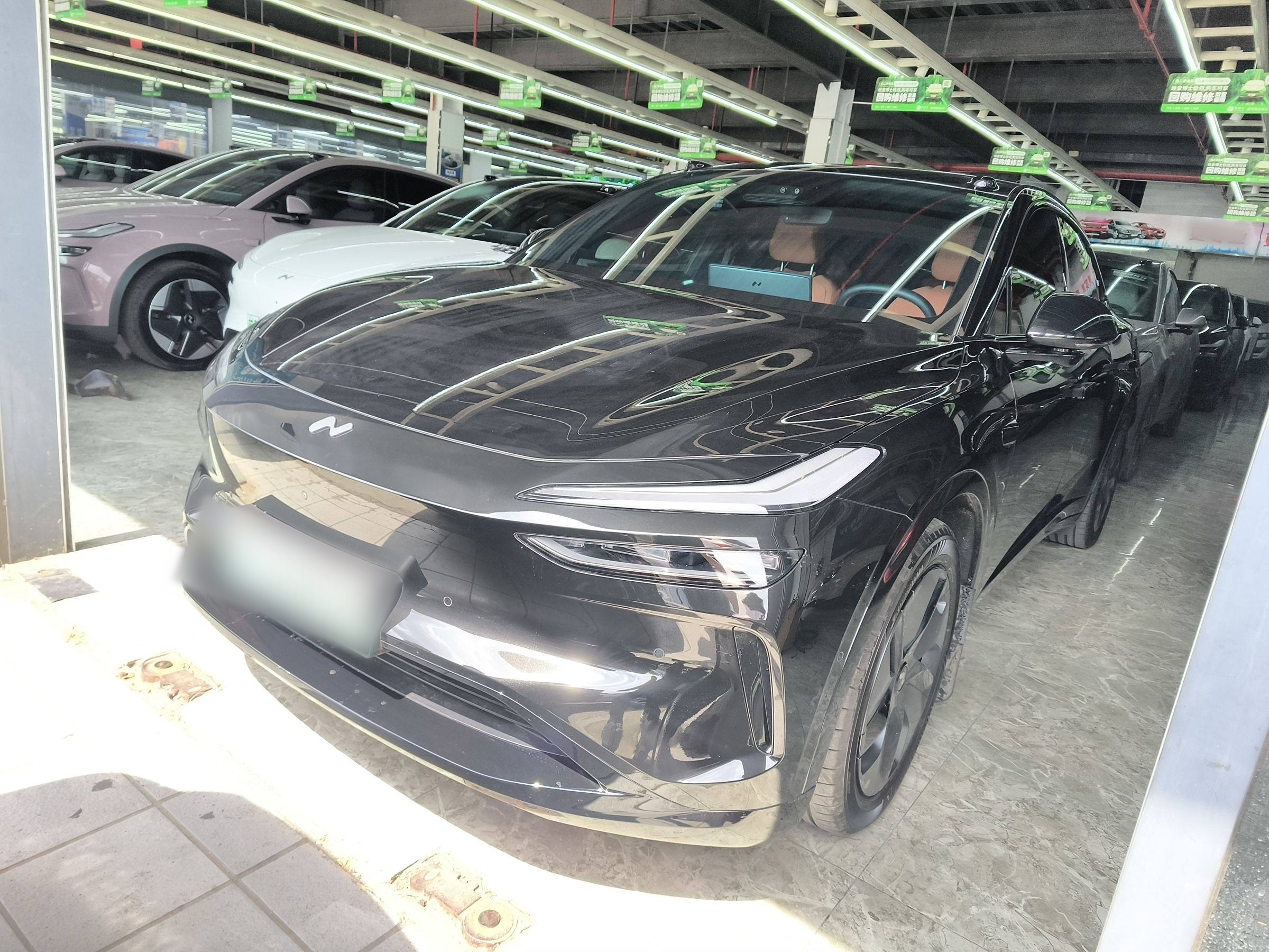 2024款 乐道L60 60kwh 后驱版图片