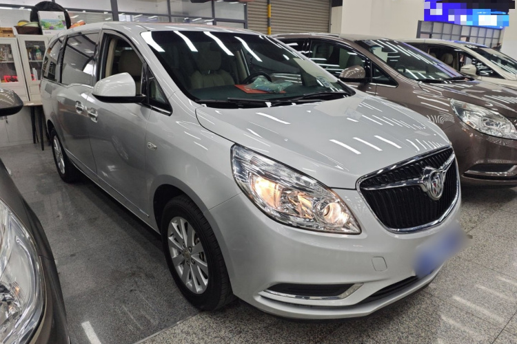 别克GL8 2017款 25S 豪华型 国V车身外观3