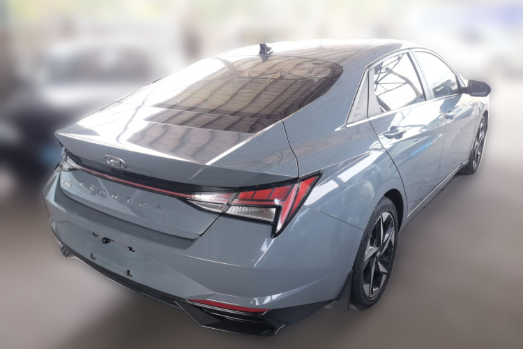 现代 伊兰特 2021款 1.5L CVT LUX尊贵版车身外观7