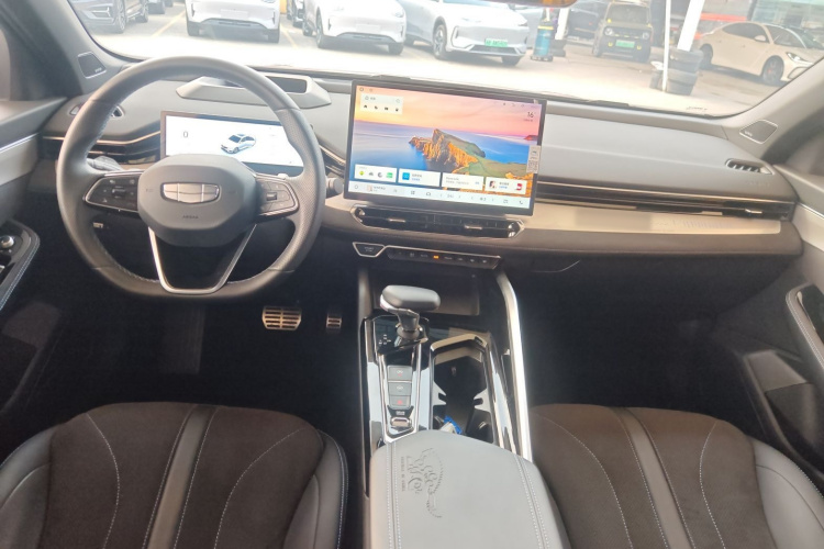 吉利汽车 星瑞 2025款 东方曜 2.0TD 望月版中控内饰7002
