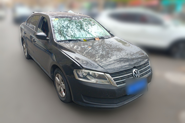 大众 朗逸 2013款 1.6L 手动风尚版车身外观3