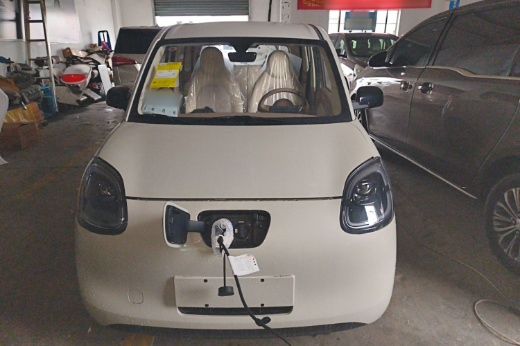 五菱汽车 宏光MINIEV 2025款 四门版 进阶款车身外观2