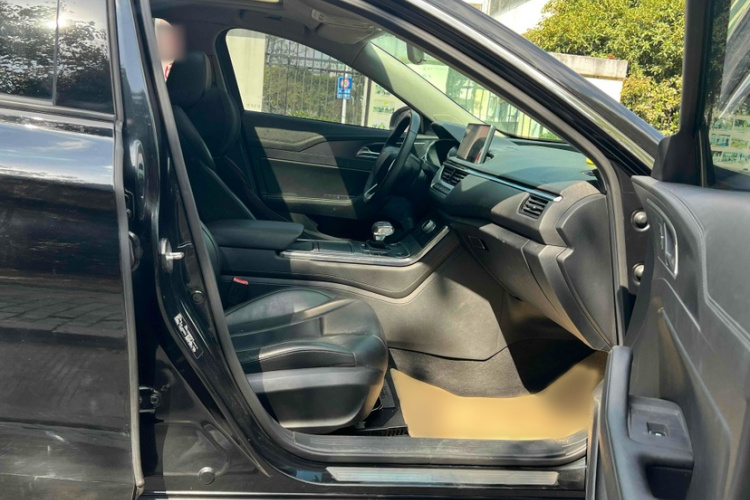 红旗H5 2020款 1.5T DCT旗韵版局部细节41