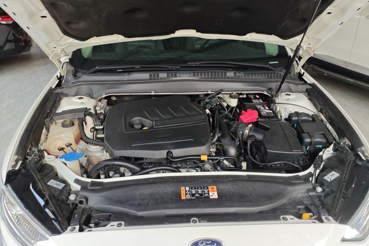 福特 蒙迪欧 2017款 EcoBoost 180 至尊型局部细节24