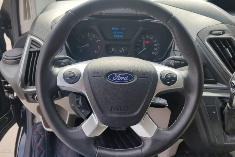 福特 途睿欧 2017款 2.0T 自动精睿版中控内饰7001