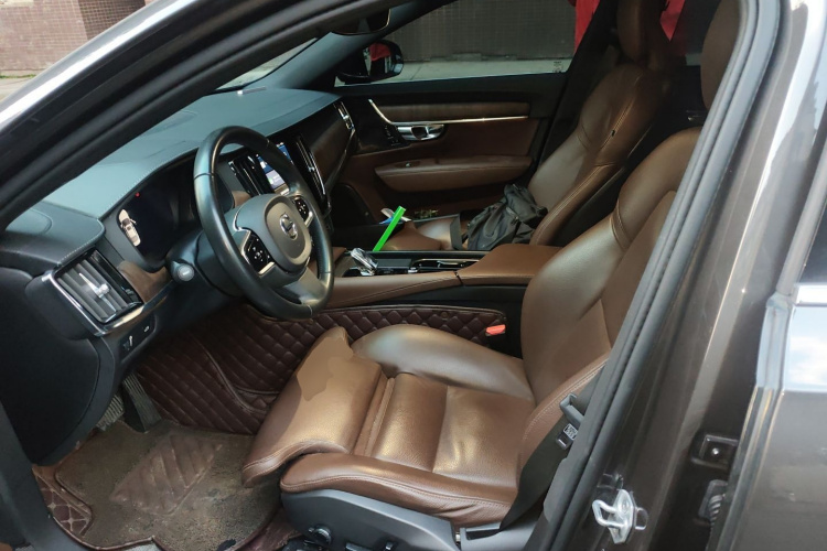 沃尔沃S90 2022款 B5 智远豪华版中控内饰19