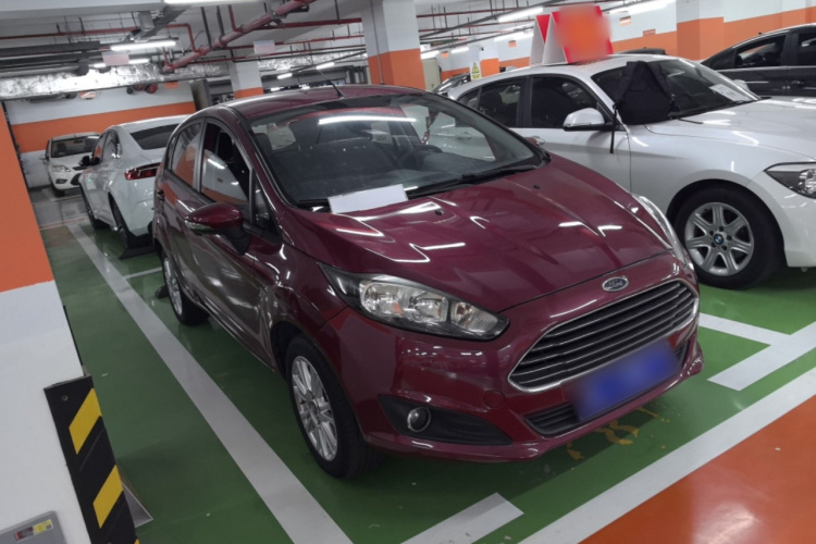 福特 嘉年华 2013款 两厢 1.5L 自动时尚型车身外观6002