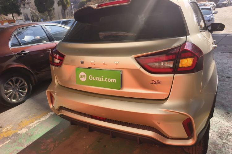 吉利汽车 远景X3 2021款 PRO 1.5L CVT尊贵型车身外观6004