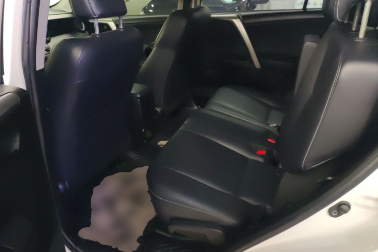 丰田 RAV4荣放 2018款 2.5L 自动四驱精英i版中控内饰21