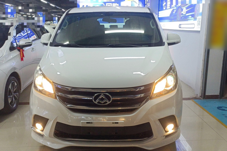 上汽大通MAXUS 大通G10 2018款 PLUS 2.0T 自动智享版车身外观2