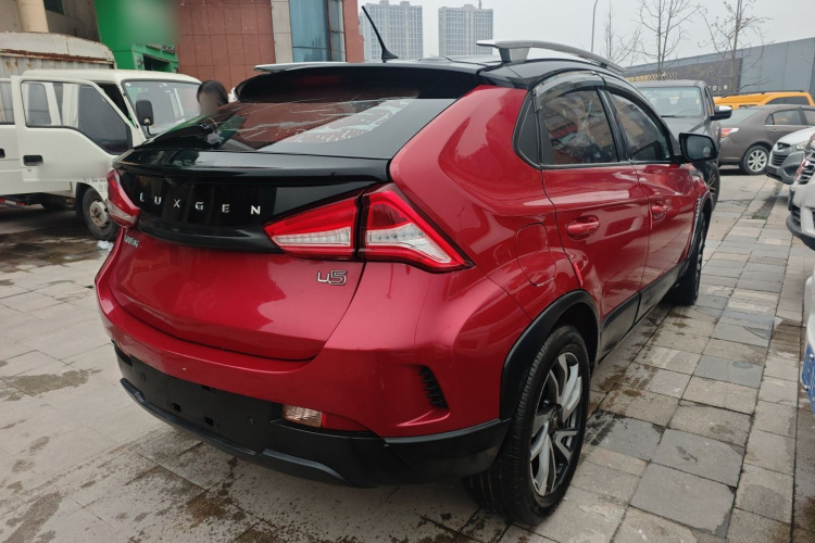 纳智捷 U5 SUV 2017款 1.6L 手动骑士版车身外观7