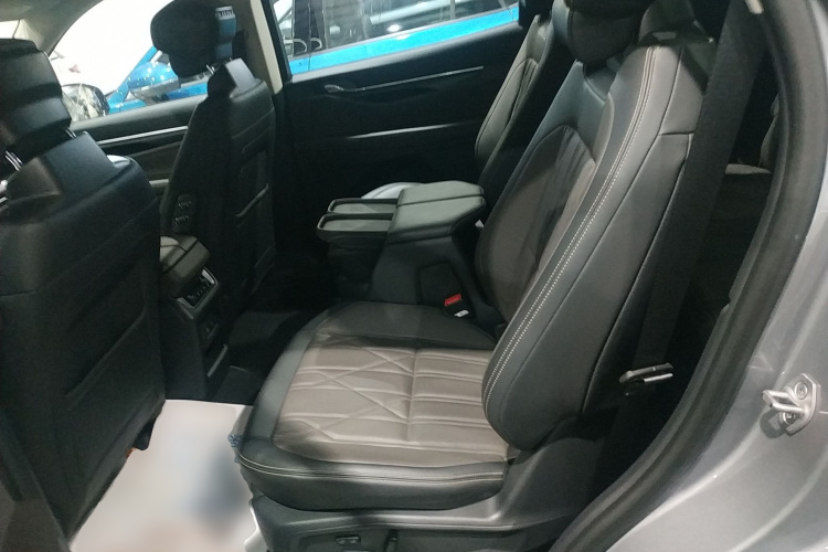 福特 2025款 锐界L 2.0T EcoBoost E混动四驱七座至尊型中控内饰21