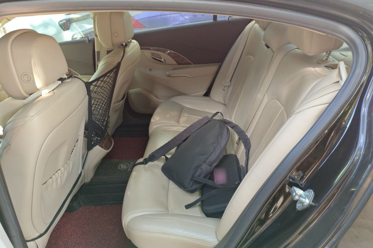 别克 君越 2013款 2.4L SIDI领先舒适型中控内饰7004